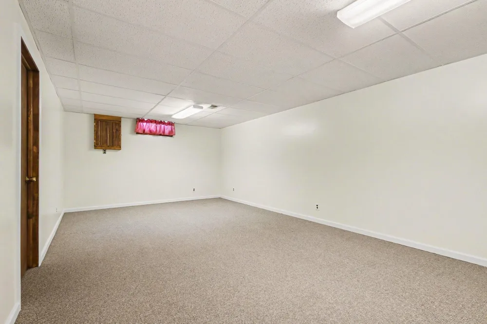8530 SW Elkwood Drive SW Byron Center, MI 49315
