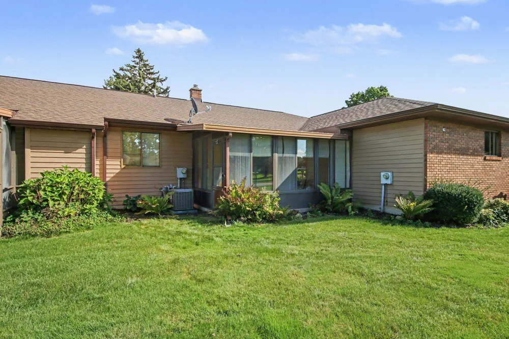 8530 SW Elkwood Drive SW Byron Center, MI 49315