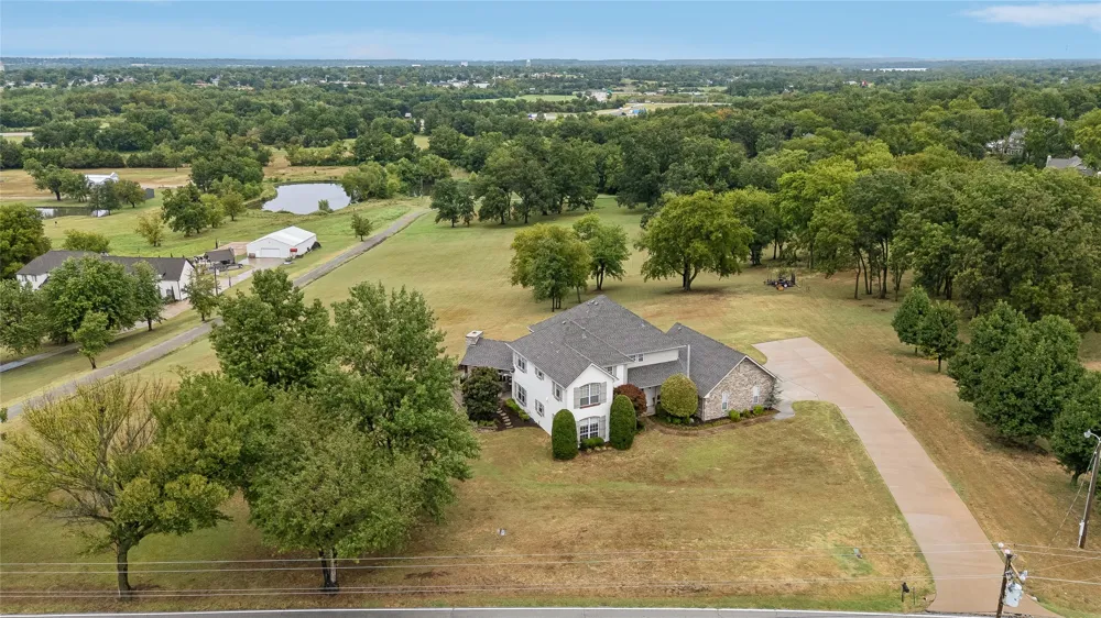 13205 E 500 ROAD Claremore, OK 74019