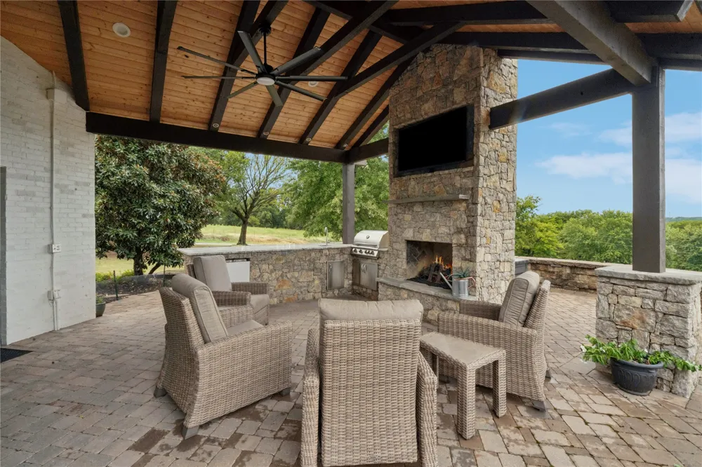13205 E 500 ROAD Claremore, OK 74019