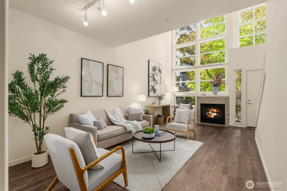 10042 Main Street #112 Bellevue, WA 98004