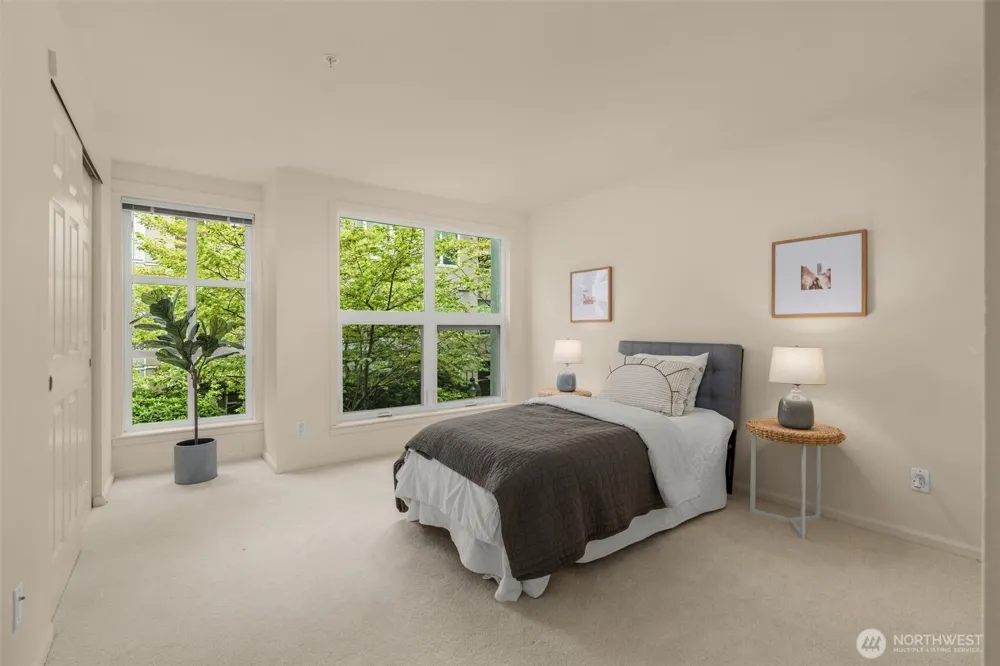 10042 Main Street #112 Bellevue, WA 98004