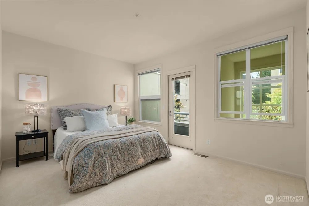 10042 Main Street #112 Bellevue, WA 98004