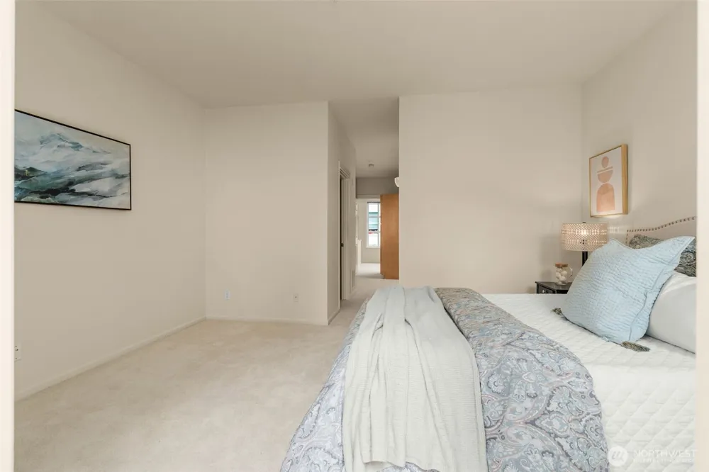 10042 Main Street #112 Bellevue, WA 98004