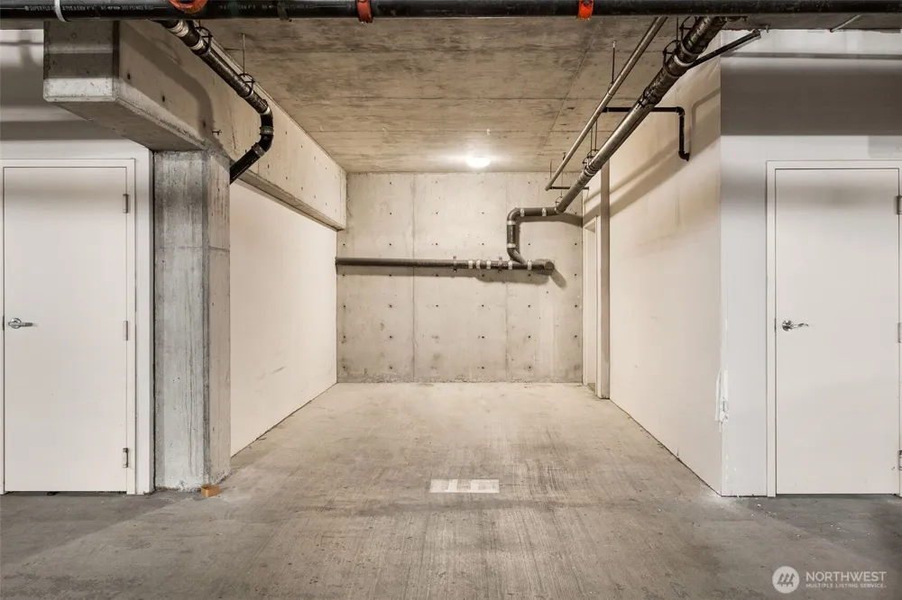 10042 Main Street #112 Bellevue, WA 98004