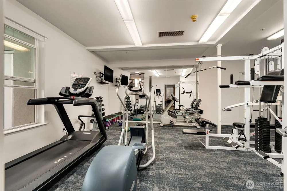 10042 Main Street #112 Bellevue, WA 98004