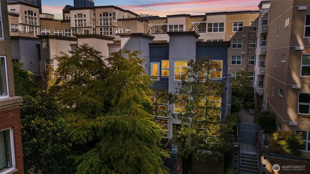 10042 Main Street #112 Bellevue, WA 98004