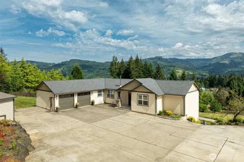 3900 NE 425th Street