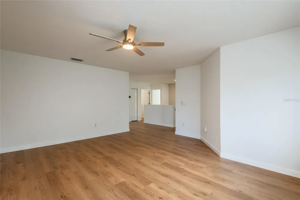 10823 HOFFNER EDGE DRIVE Riverview, FL 33579