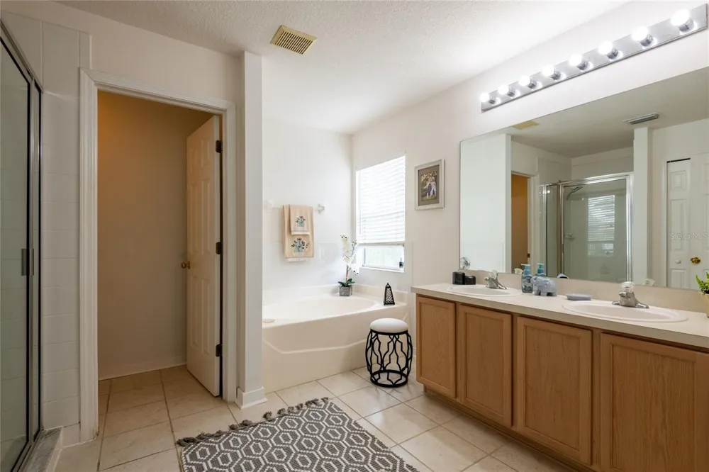 10823 HOFFNER EDGE DRIVE Riverview, FL 33579