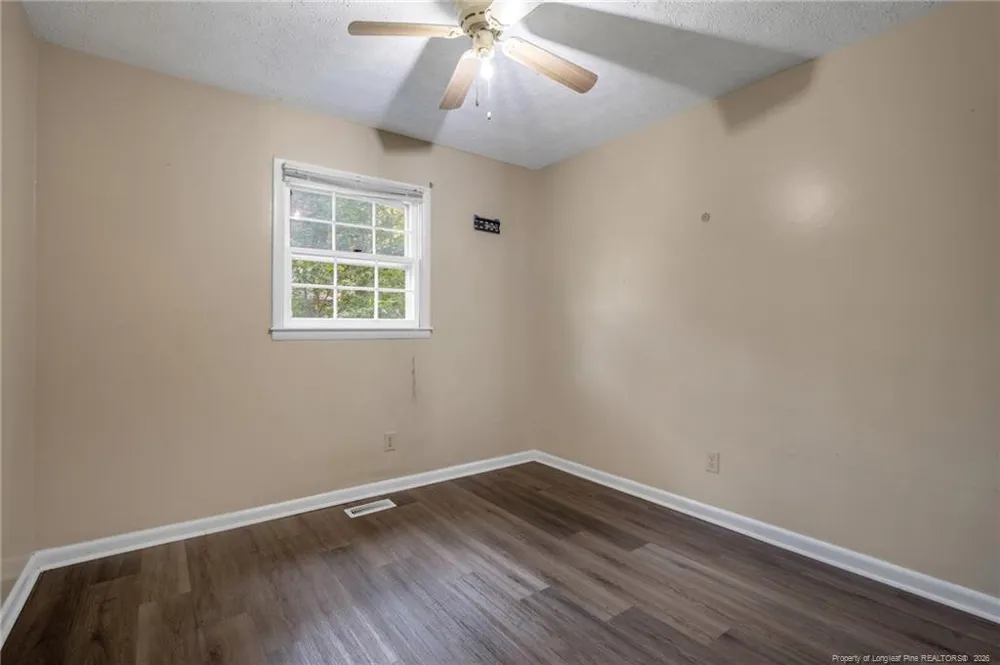 733 Goodyear Drive Spring Lake, NC 28390