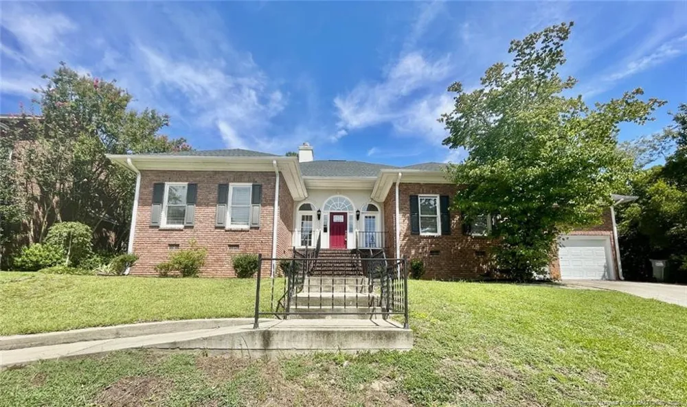 6214 Kirkwall Road Fayetteville, NC 28311
