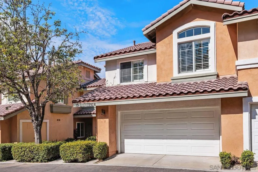 11916 Tivoli Park #8 San Diego, CA 92128