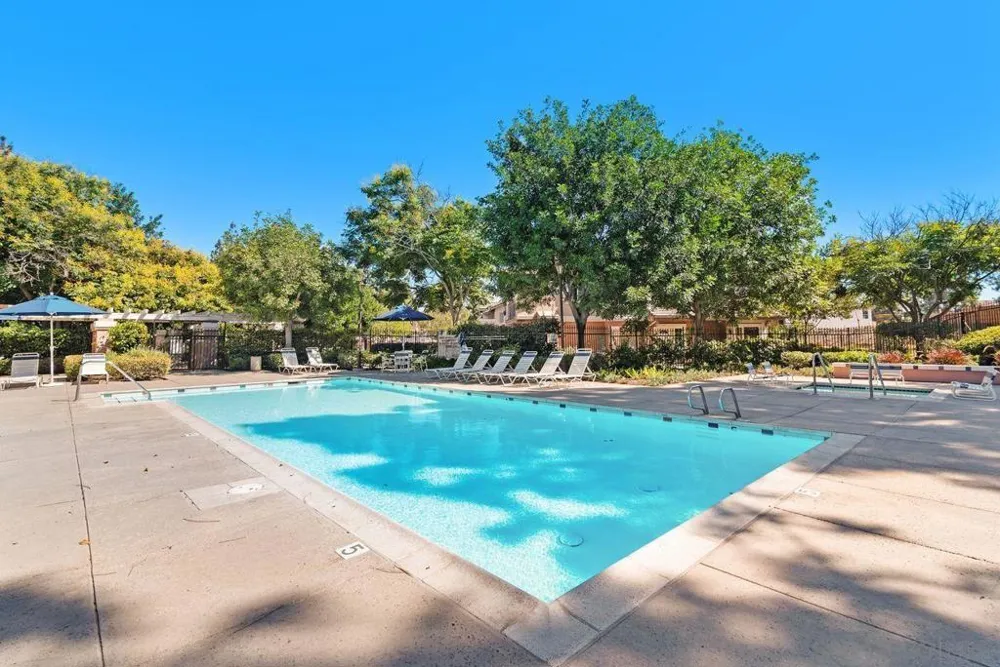 11916 Tivoli Park #8 San Diego, CA 92128