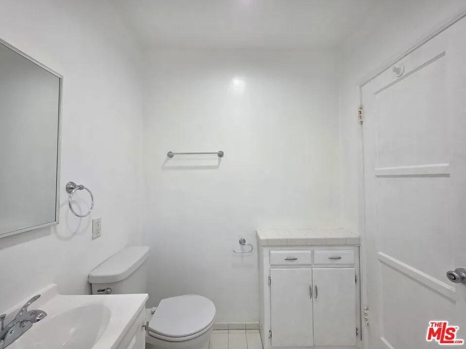 1430 Franklin Street #B Santa Monica, CA 90404