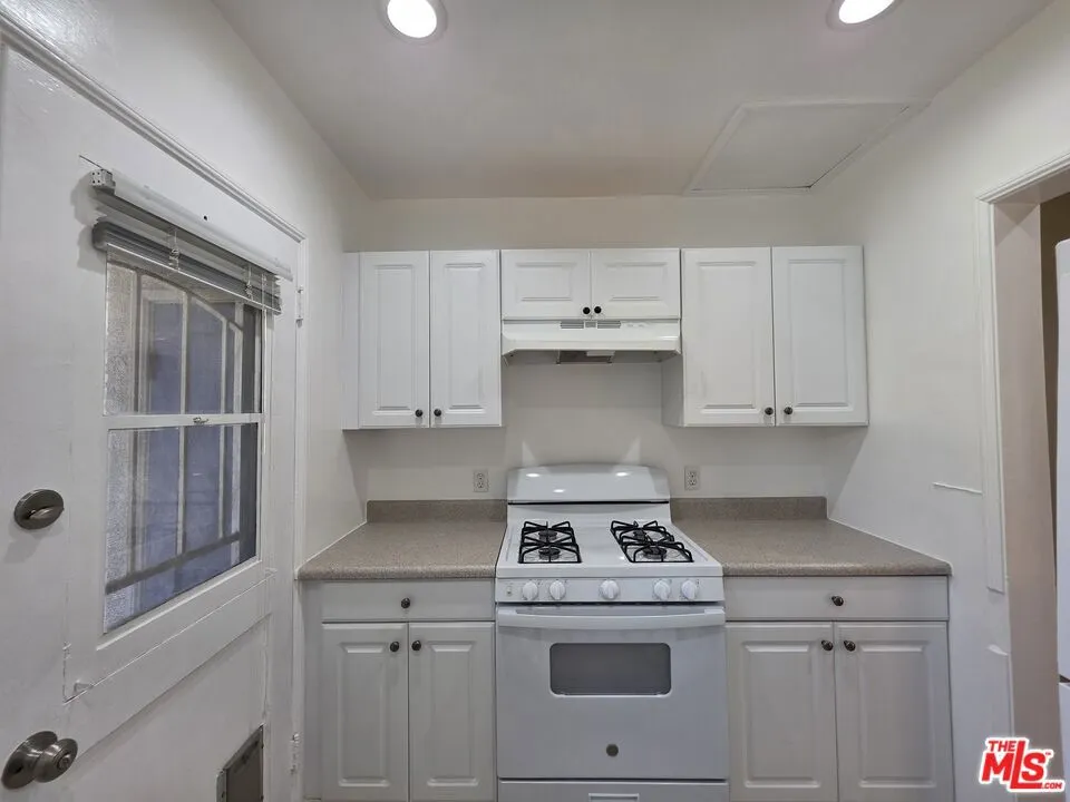 1430 Franklin Street #B Santa Monica, CA 90404