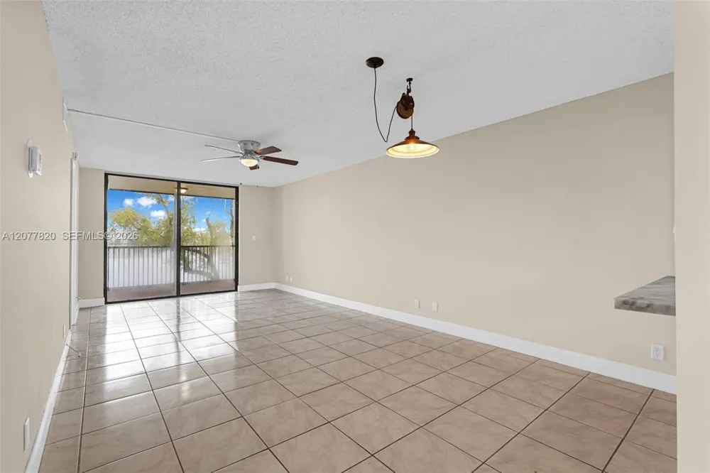 117 Lake Emerald Dr #204 Oakland Park, FL 33309