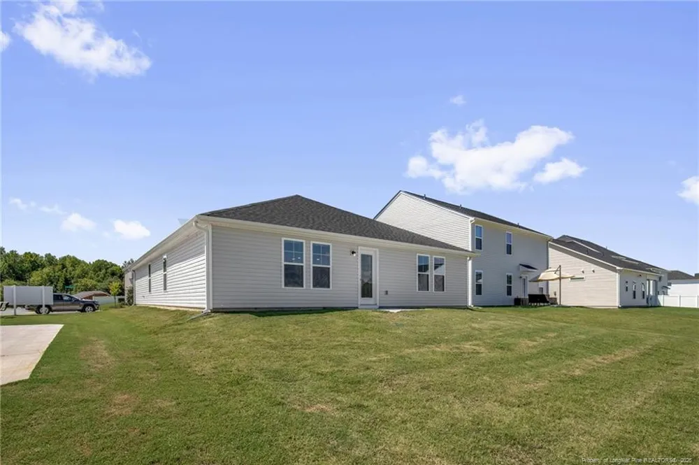 8 W Emily Gardens Drive Selma, NC 27576