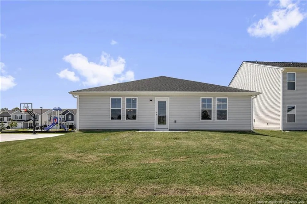 8 W Emily Gardens Drive Selma, NC 27576