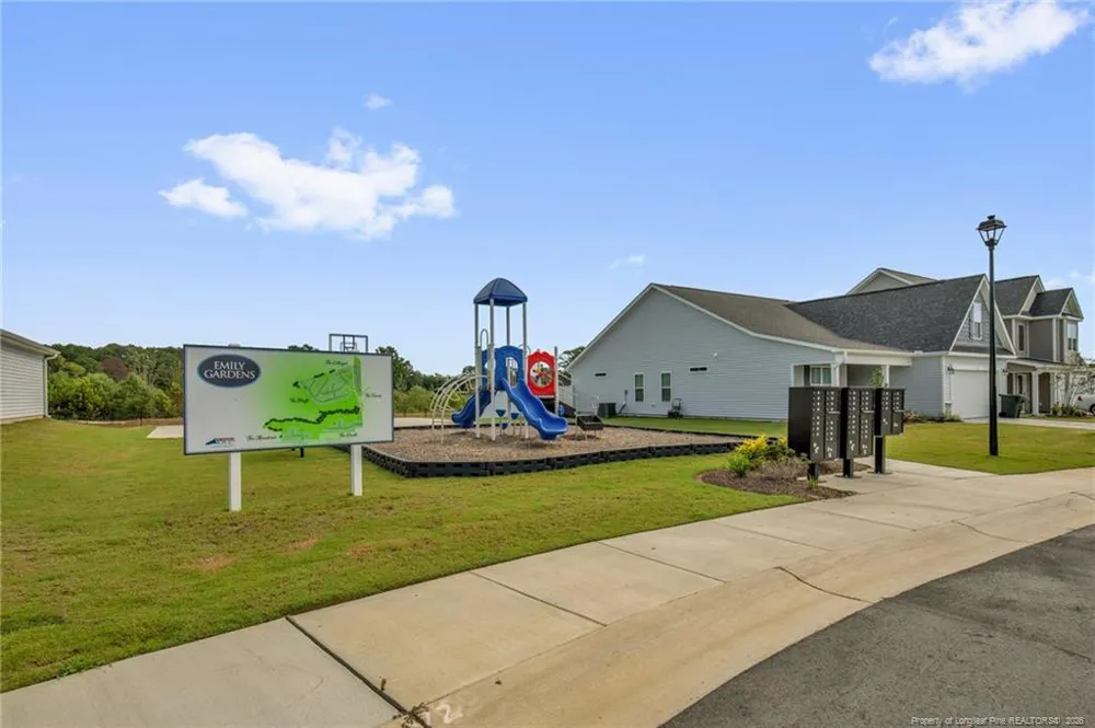 8 W Emily Gardens Drive Selma, NC 27576