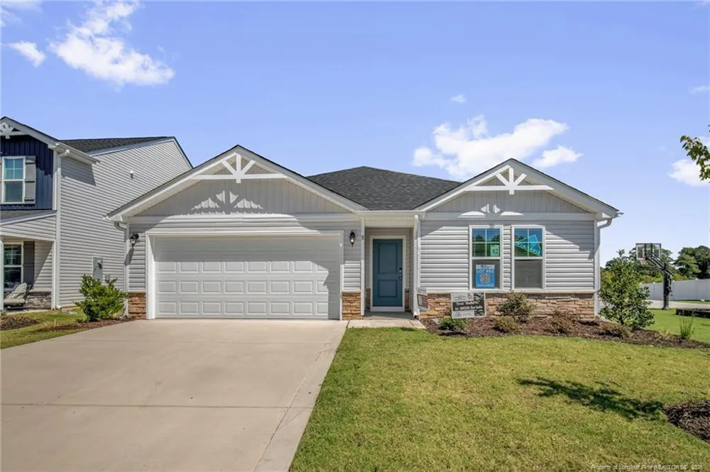8 W Emily Gardens Drive Selma, NC 27576