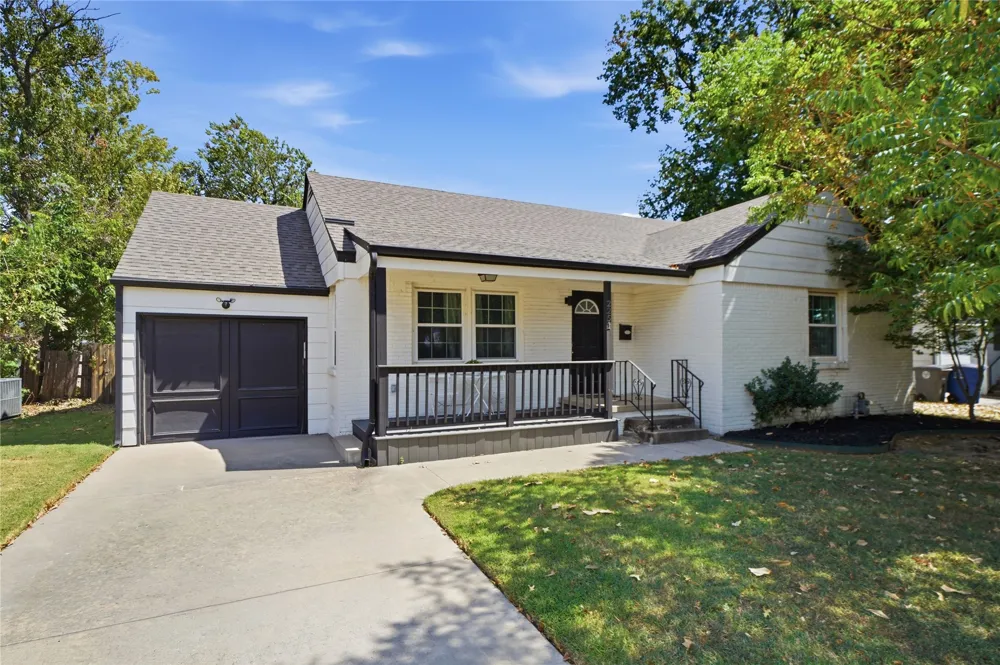2251 S Delaware Court Tulsa, OK 74114