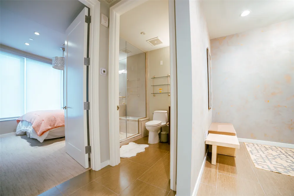 200 Congress Avenue #11C Austin, TX 78701