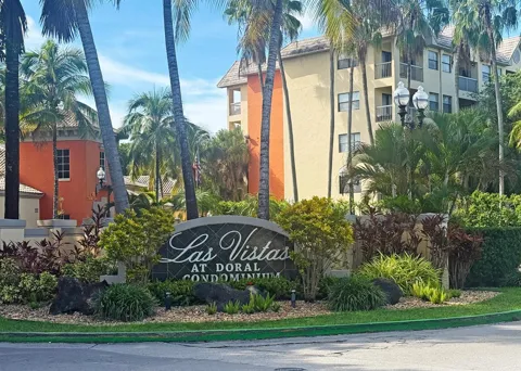 8290 LAKE DRIVE #250