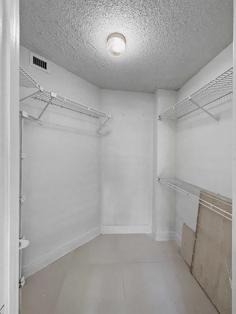 8290 LAKE DRIVE #250 Doral, FL 33166