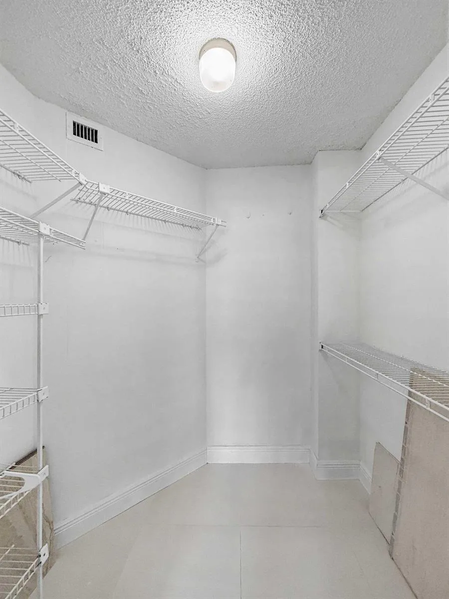 8290 LAKE DRIVE #250 Doral, FL 33166