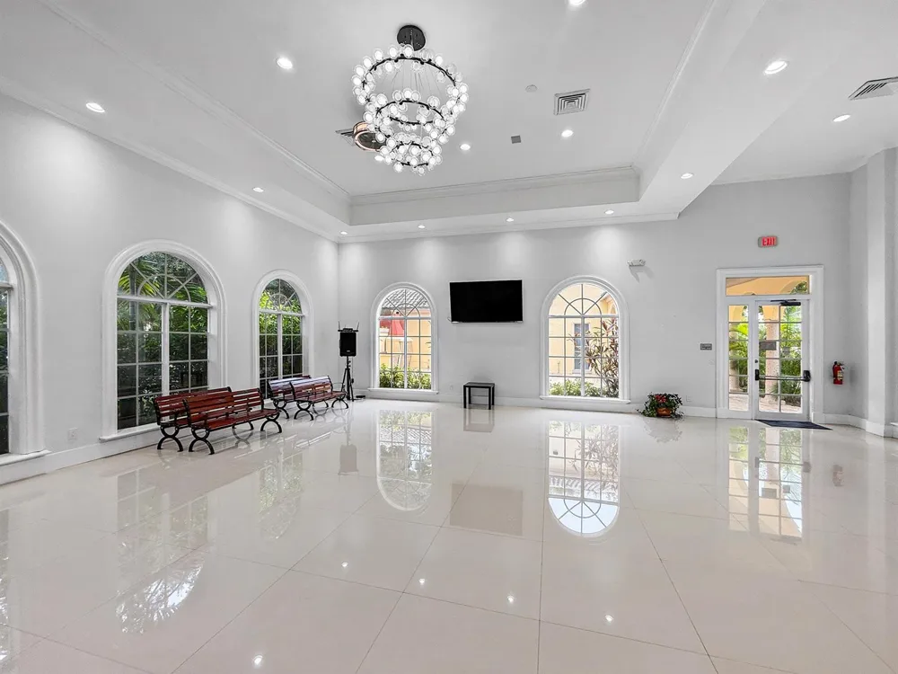 8290 LAKE DRIVE #250 Doral, FL 33166