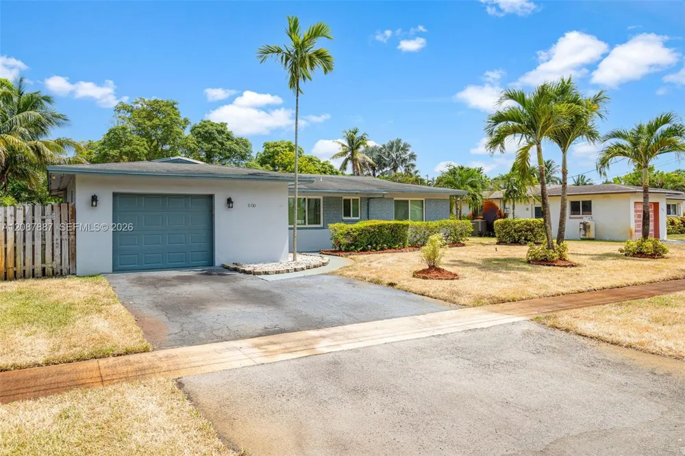 800 NW 48th Ter Plantation, FL 33317