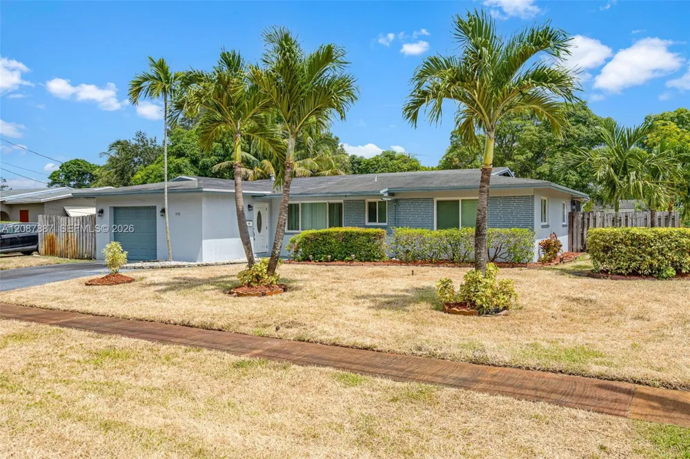 800 NW 48th Ter Plantation, FL 33317