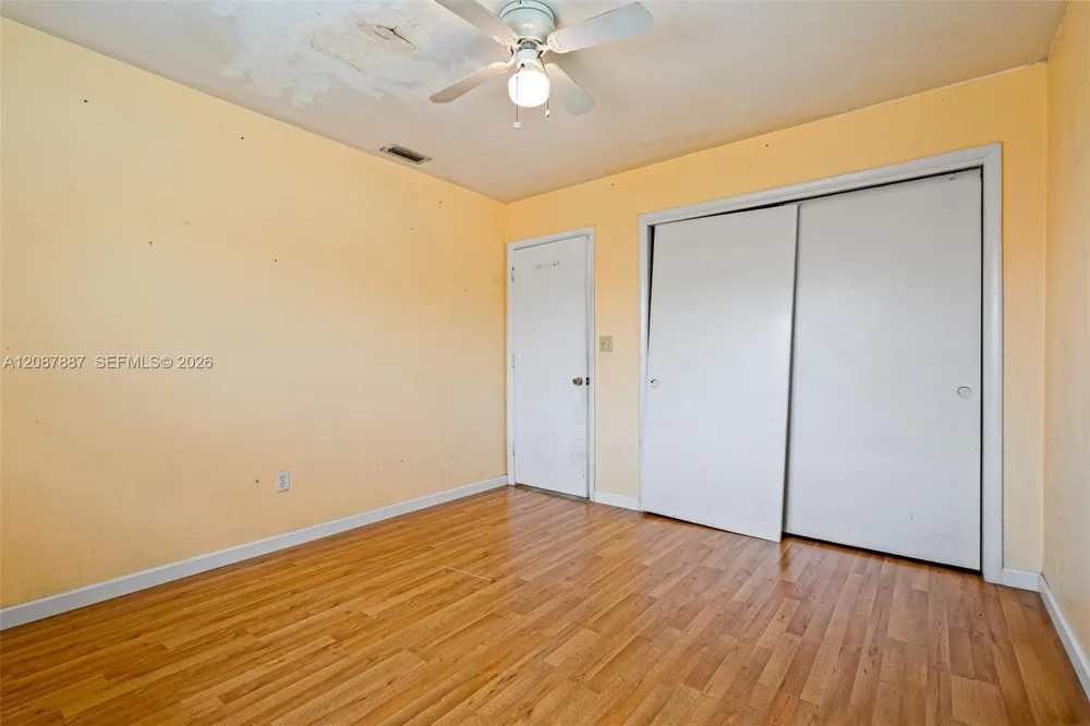 800 NW 48th Ter Plantation, FL 33317