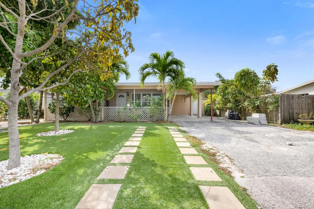 4344 Kent Avenue Lake Worth, FL 33461