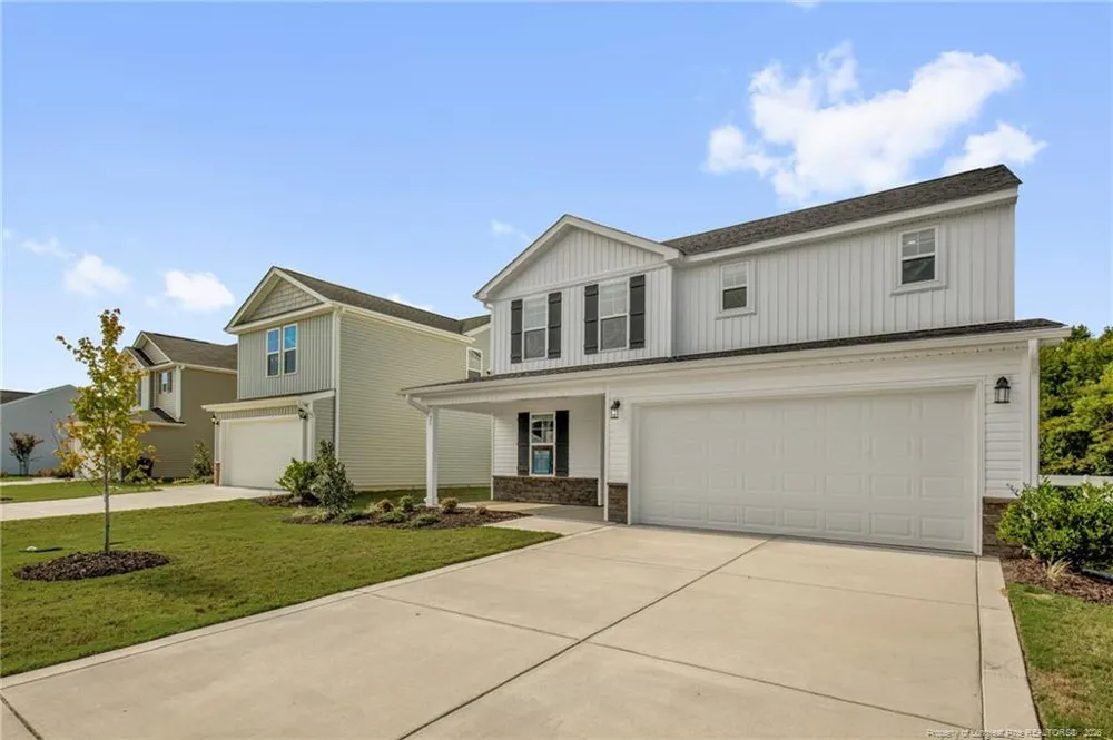 25 W Emily Gardens Road Selma, NC 27576