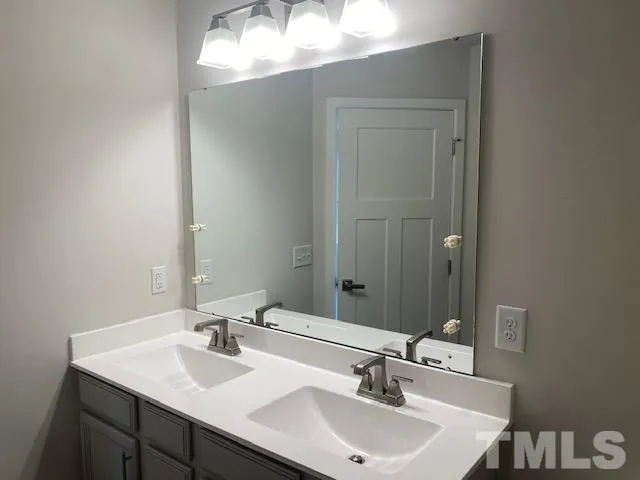 511 Autumn Cure Court Fuquay Varina, NC 27526