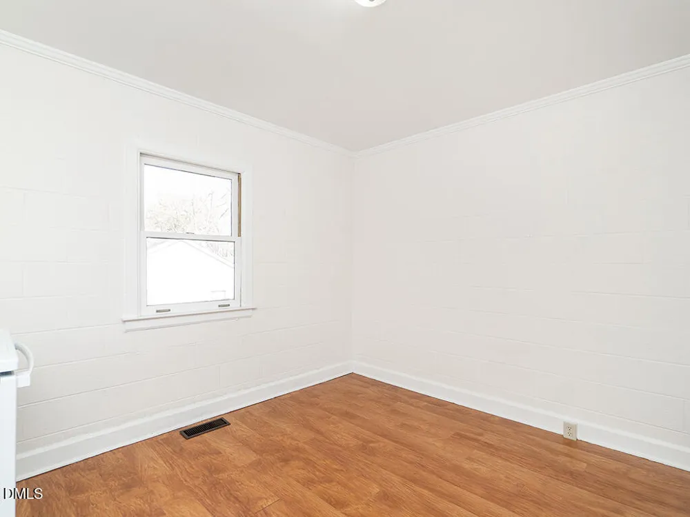 703 Wicker Street Burlington, NC 27217