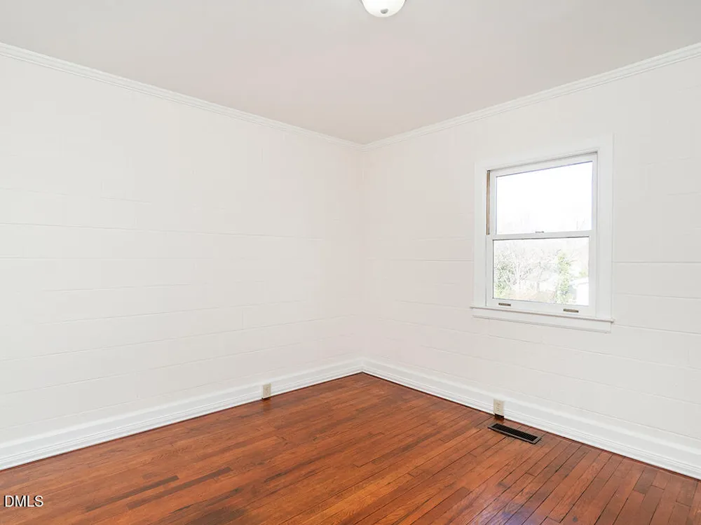 703 Wicker Street Burlington, NC 27217