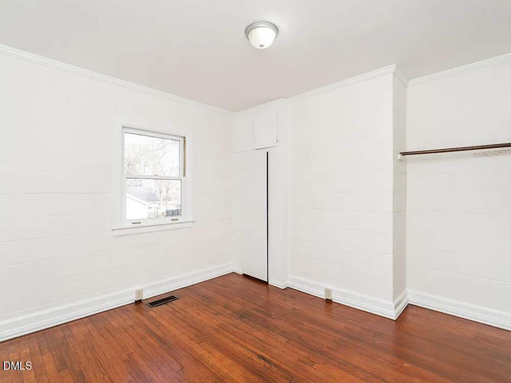 703 Wicker Street Burlington, NC 27217
