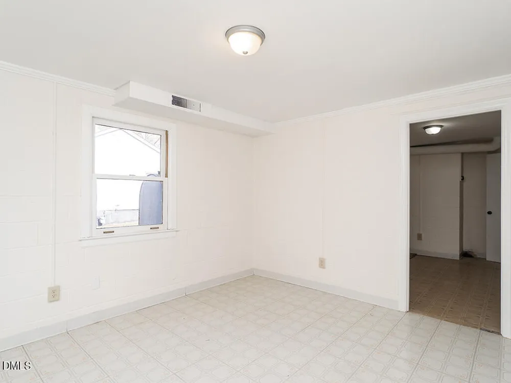 703 Wicker Street Burlington, NC 27217