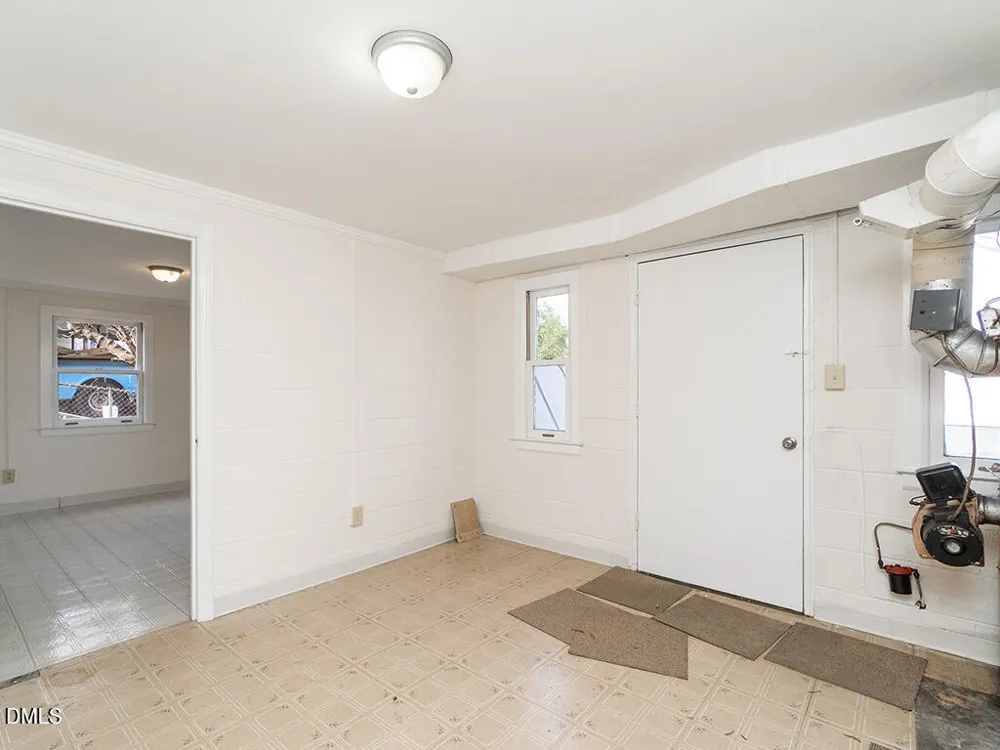 703 Wicker Street Burlington, NC 27217