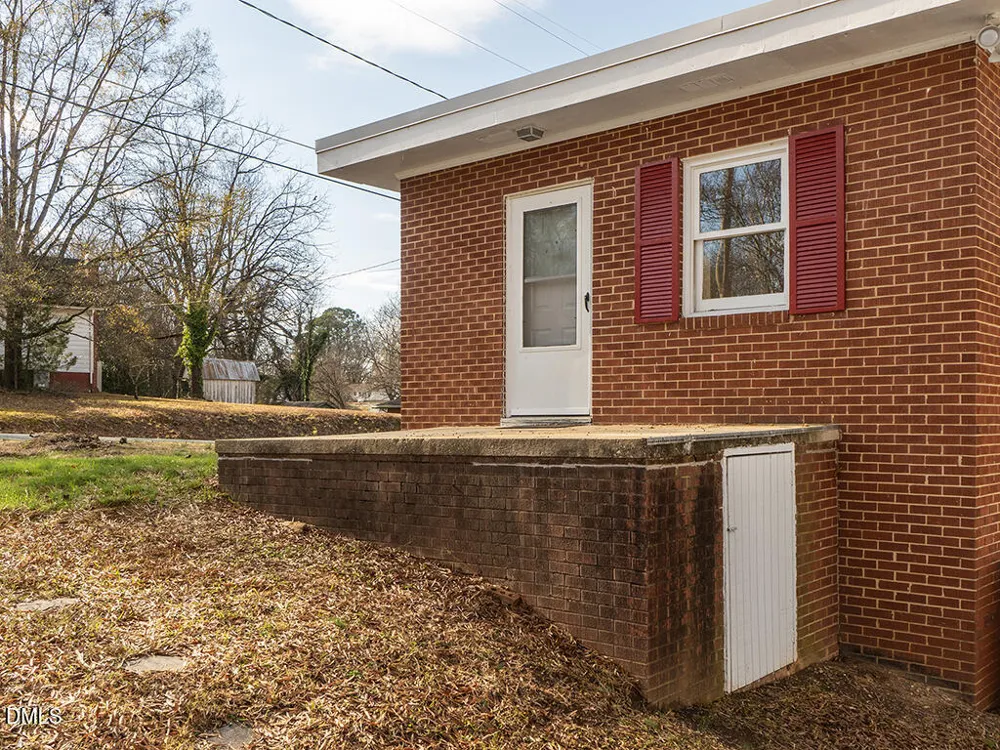 703 Wicker Street Burlington, NC 27217