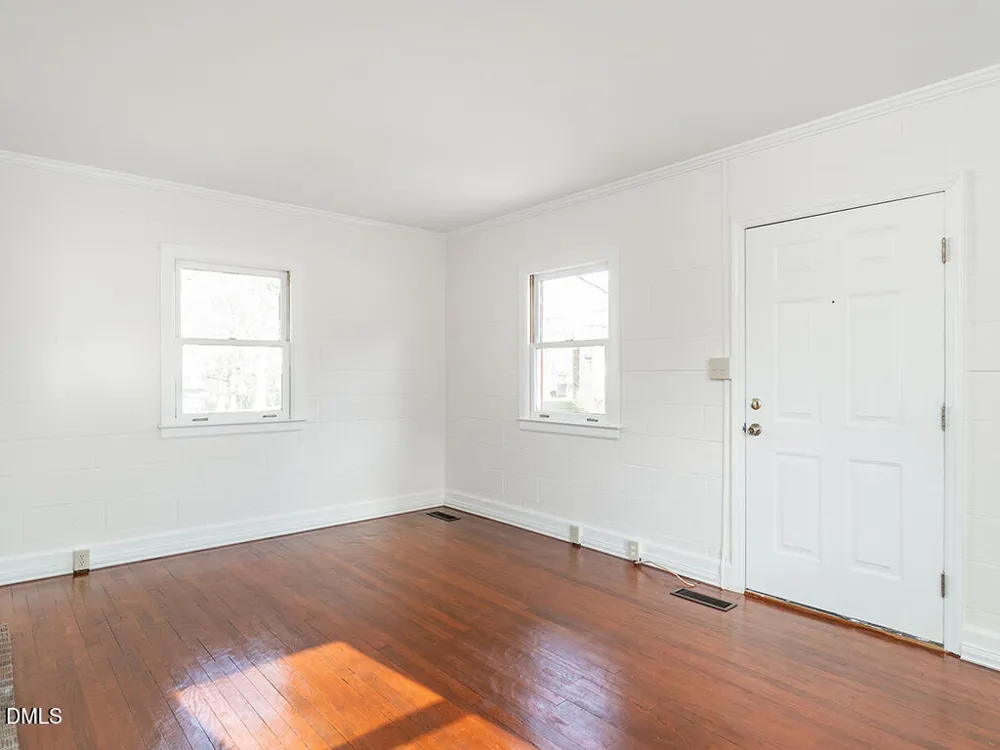 703 Wicker Street Burlington, NC 27217