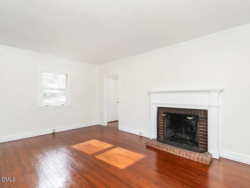 703 Wicker Street Burlington, NC 27217
