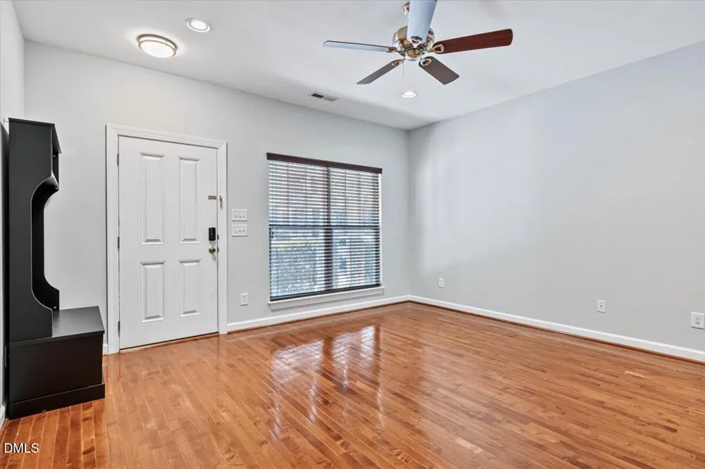 8751 Cypress Grove Run Raleigh, NC 27612