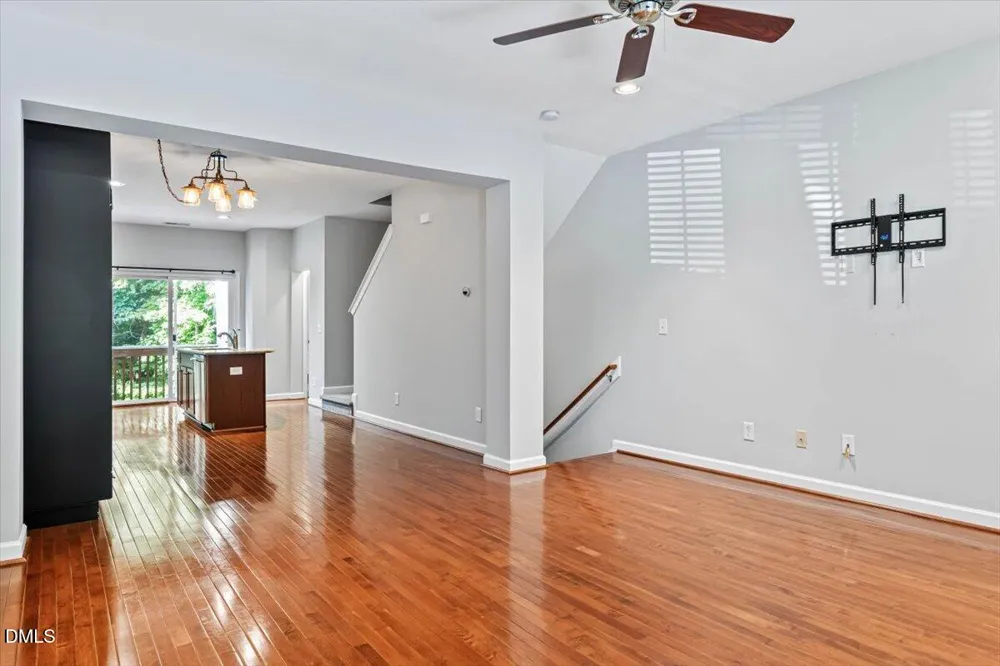8751 Cypress Grove Run Raleigh, NC 27612