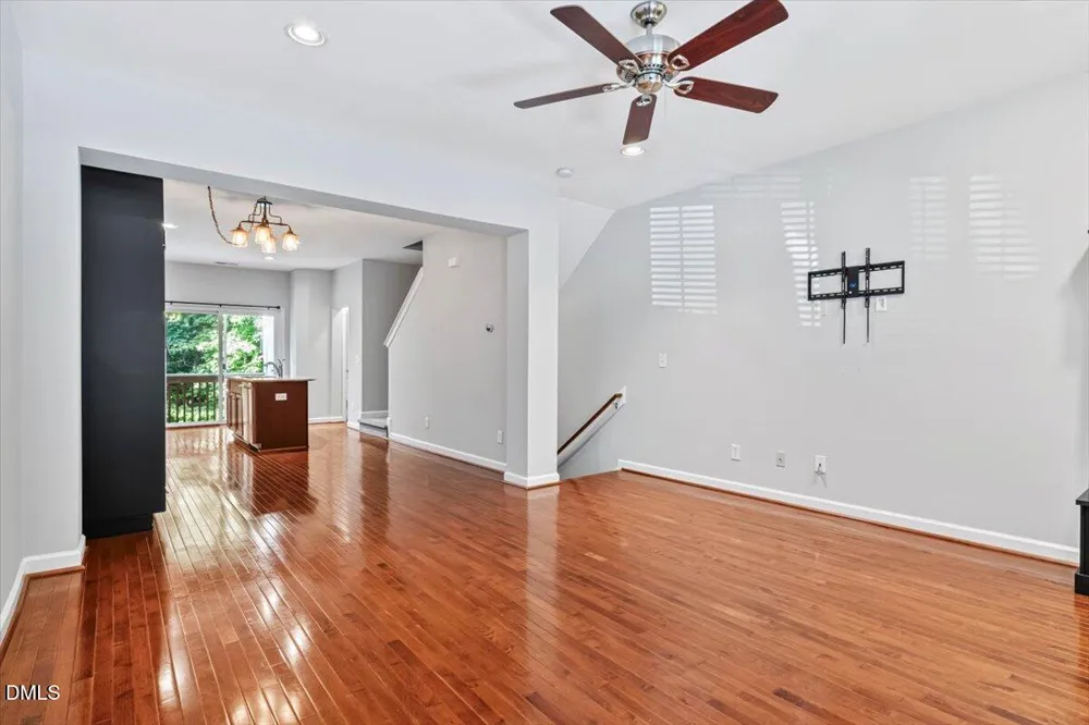 8751 Cypress Grove Run Raleigh, NC 27612