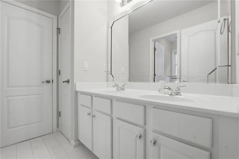 3561 Carriage Glen Way Dacula, GA 30019