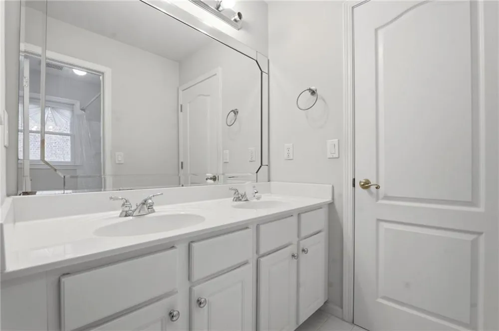 3561 Carriage Glen Way Dacula, GA 30019